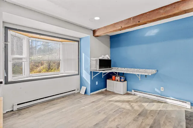 $319,900 | 128 Roberts Hill Road, Claremont, NH 03743