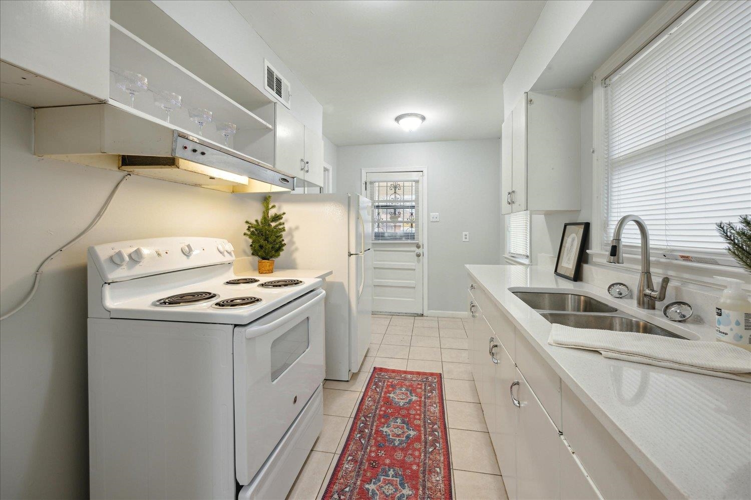 1583 Marcia Road Memphis, TN 38117 - Photo 10 of 26