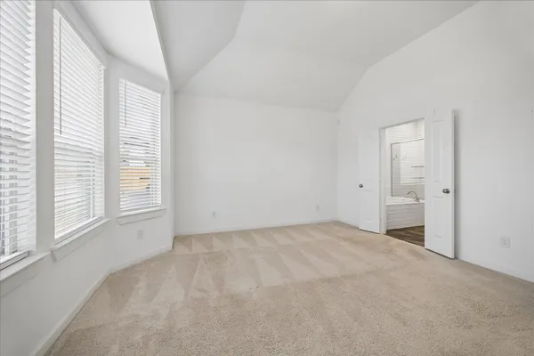 $2,350 | 15823 Bird Of, Conroe, TX 77302