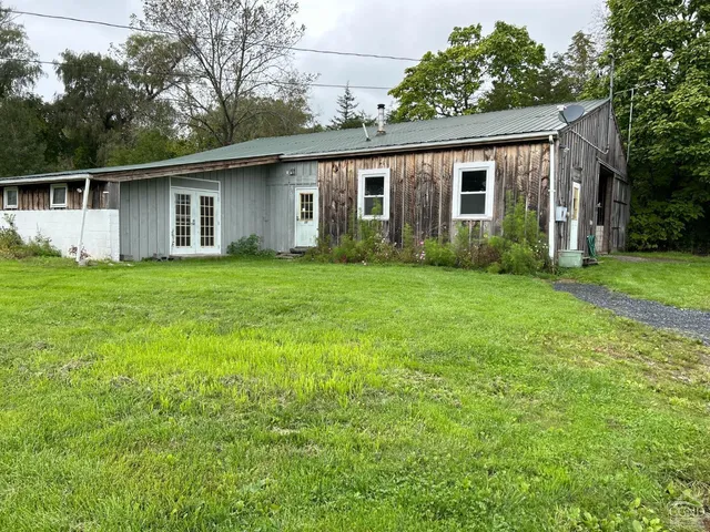 $1,650 | 12-19 Goose Pond Lane, Unit 17, Amenia, NY 12501