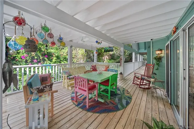 $1,600,000 | 12 Oak Hill Way, Stuart, FL 34996