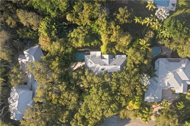 $1,600,000 | 12 Oak Hill Way, Stuart, FL 34996