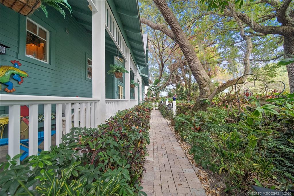 12 Oak Hill Way Stuart, FL 34996 - Photo 10 of 63