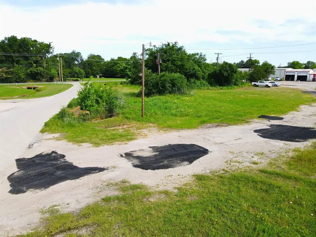 $174,000 | 1008 South Virginia Street, Terrell, TX 75160