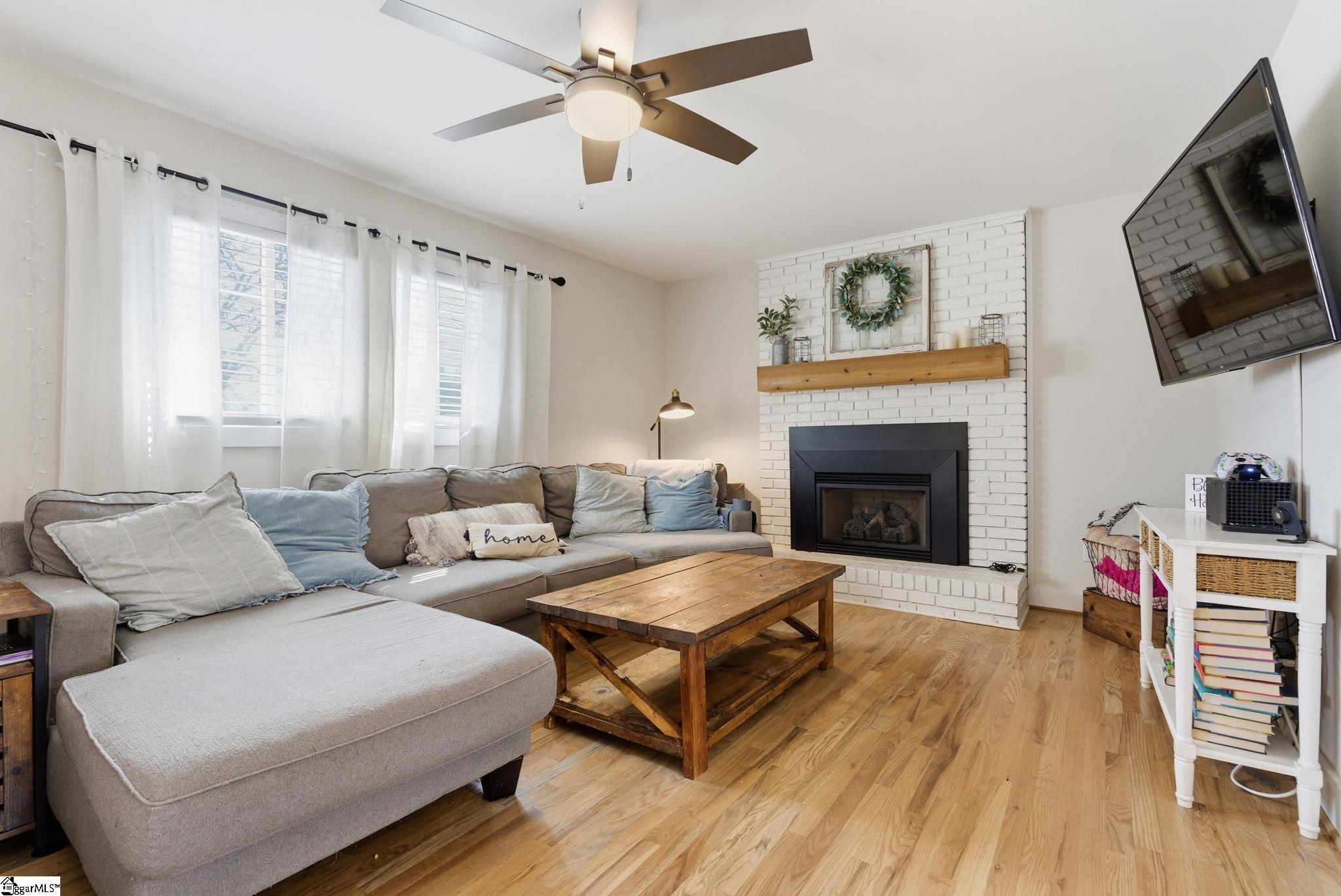 709 Old Rutherford Road Taylors, SC 29687 - Photo 3 of 39 Gallery Image 3