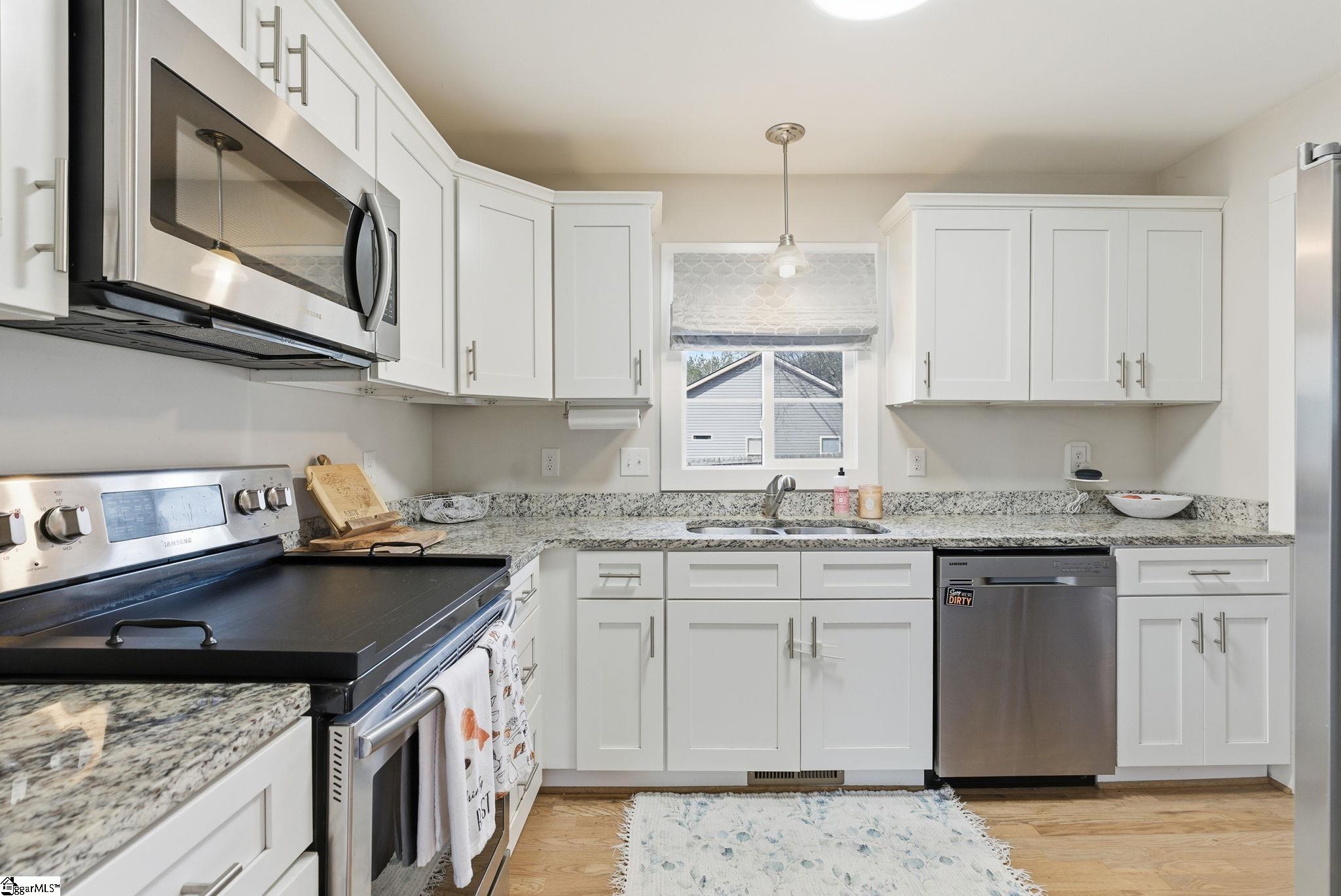 709 Old Rutherford Road Taylors, SC 29687 - Photo 7 of 39 Gallery Image 7