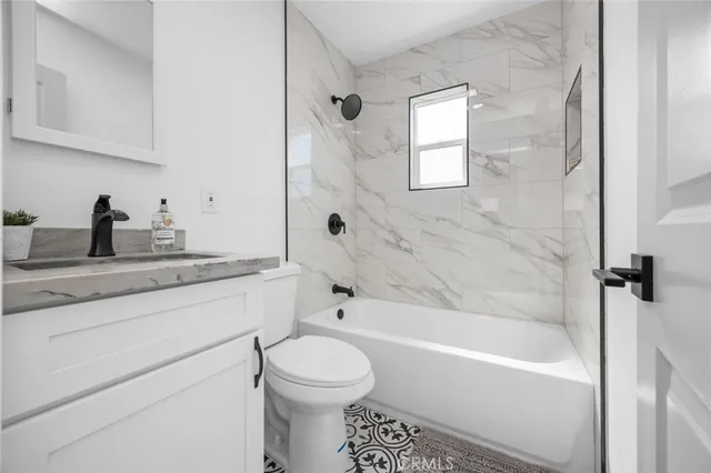 $1,249,999 | 201 South Melrose Street, Placentia, CA 92870