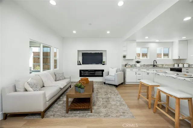 $1,249,999 | 201 South Melrose Street, Placentia, CA 92870