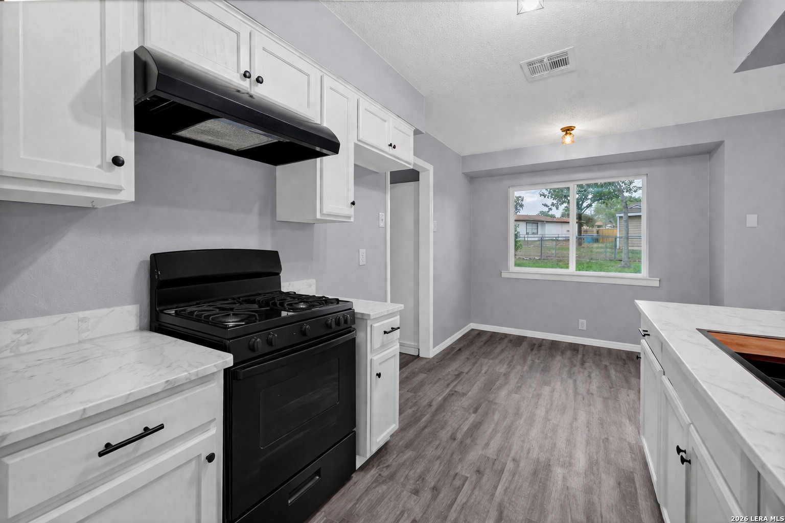 137 Stapleton Street San Antonio, TX 78227 - Photo 12 of 33