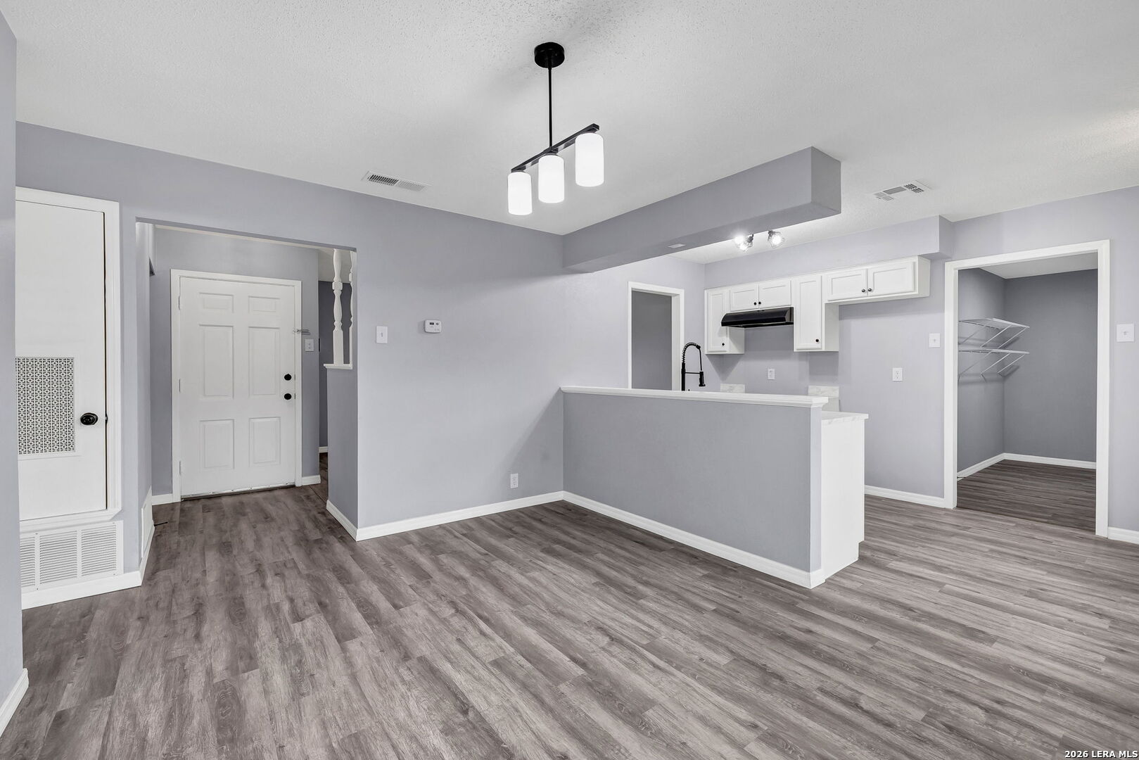 137 Stapleton Street San Antonio, TX 78227 - Photo 10 of 33