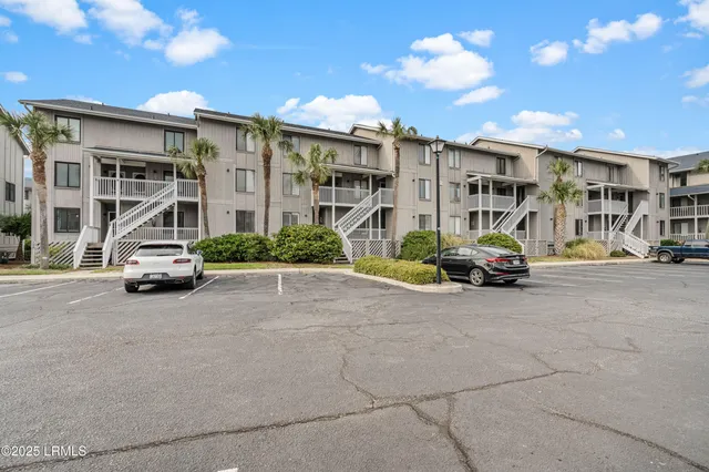 $294,000 | 3 Cedar Reef, Unit E108, Harbor Island, SC 29920