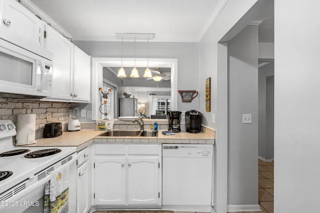 $294,000 | 3 Cedar Reef, Unit E108, Harbor Island, SC 29920