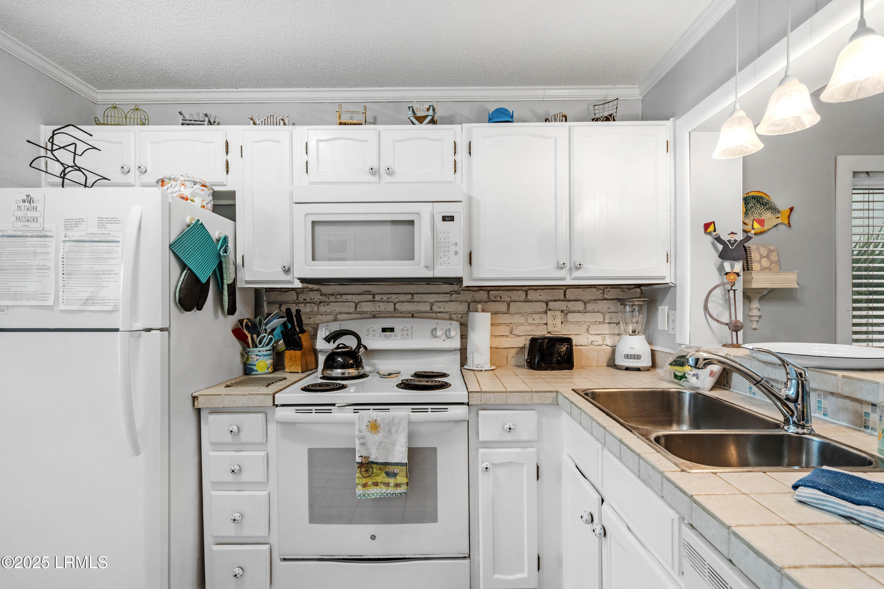 3 Cedar Reef, Unit E108 Harbor Island, SC 29920 - Photo 6 of 26 E108 Cedar Reef-14