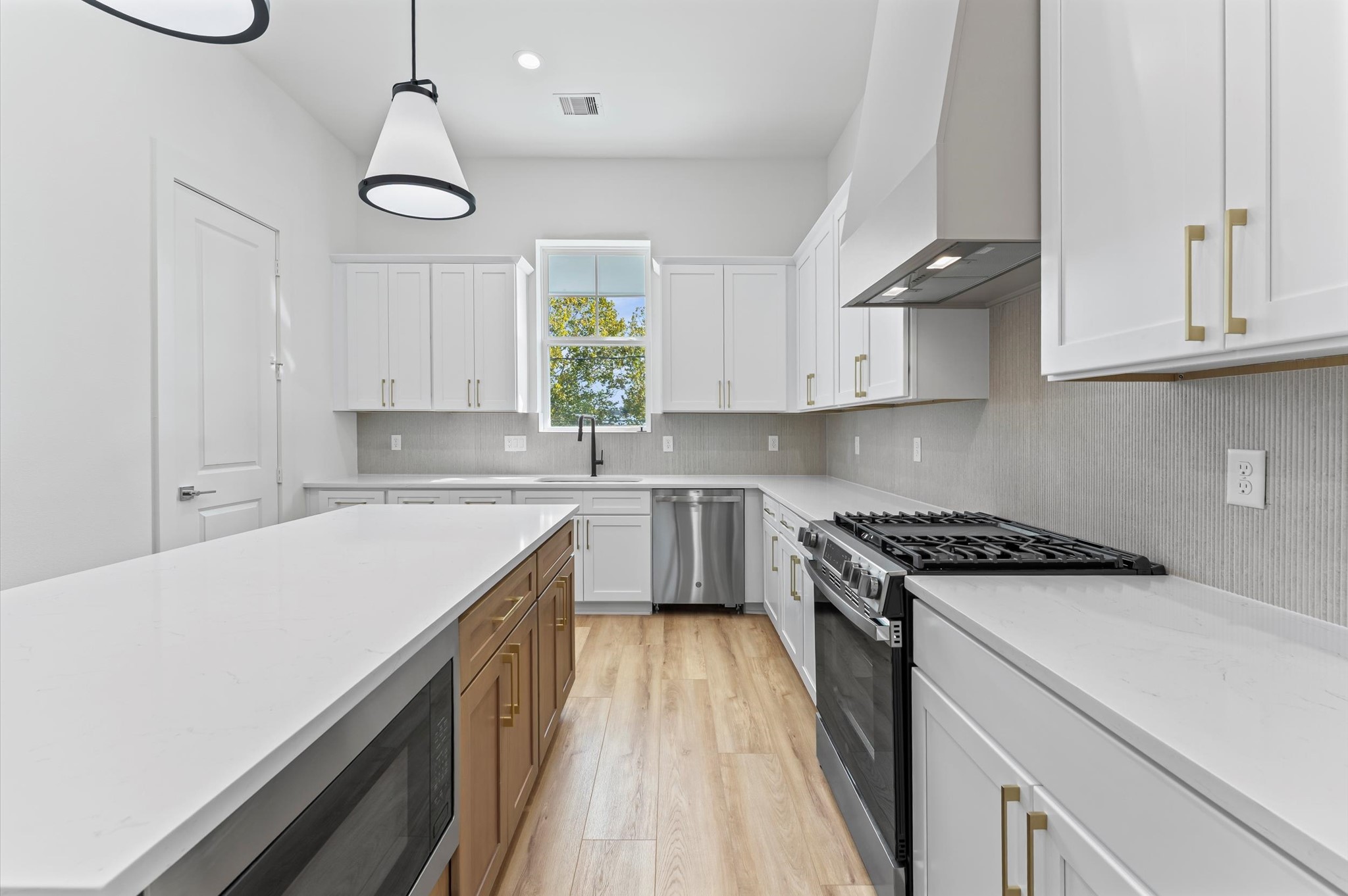 4129 De George Street Houston, TX 77009 - Photo 17 of 46