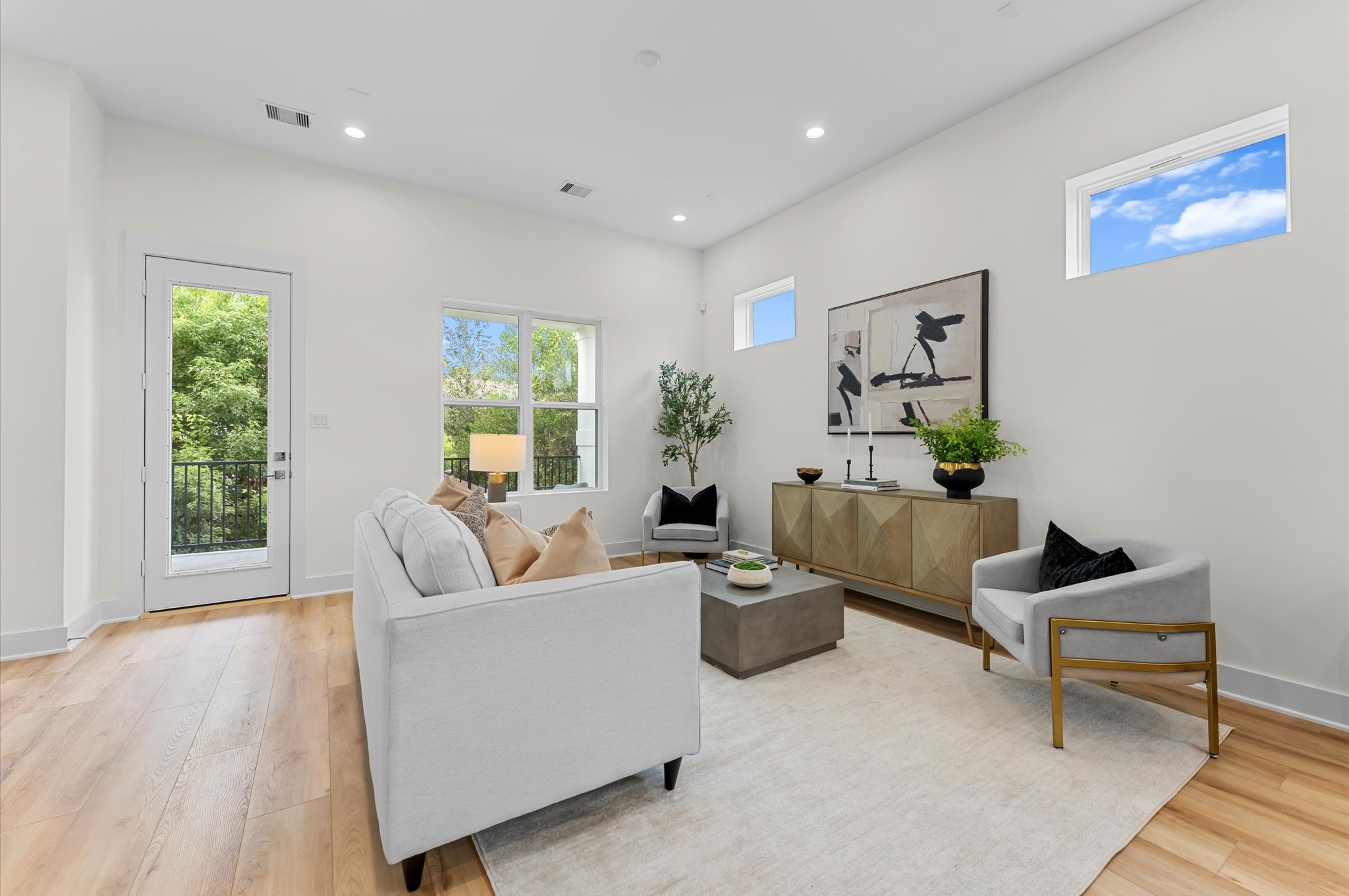 4129 De George Street Houston, TX 77009 - Photo 5 of 46 a living room with furniture and a potted plant