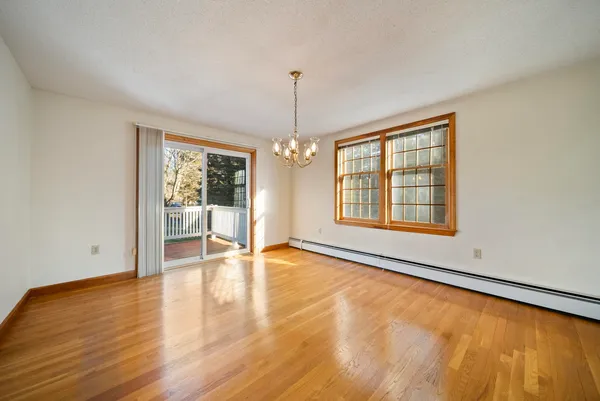 $720,000 | 100 School Street, Salem, NH 03079