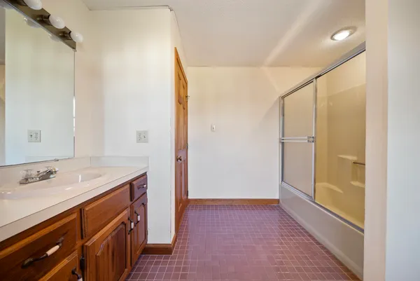 $720,000 | 100 School Street, Salem, NH 03079