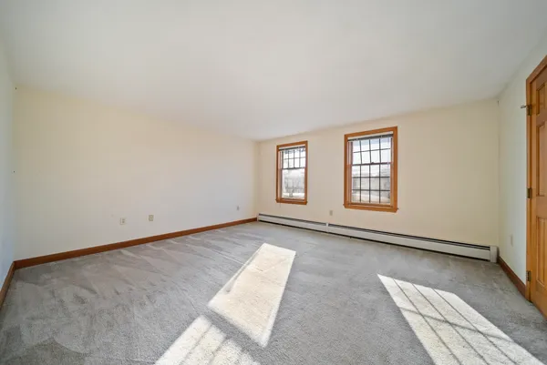 $720,000 | 100 School Street, Salem, NH 03079