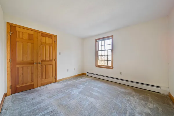 $720,000 | 100 School Street, Salem, NH 03079