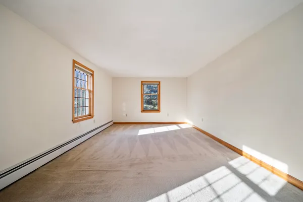 $720,000 | 100 School Street, Salem, NH 03079