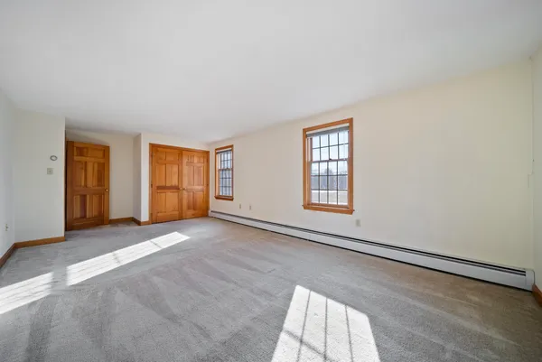 $720,000 | 100 School Street, Salem, NH 03079