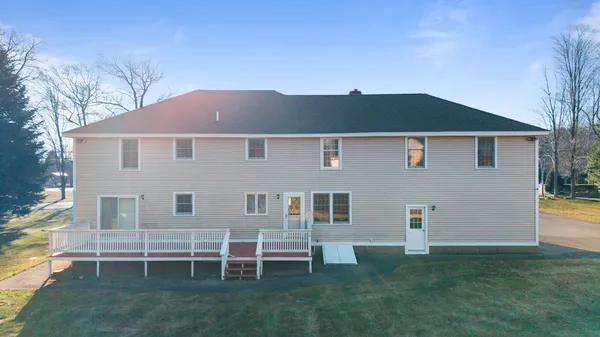$720,000 | 100 School Street, Salem, NH 03079
