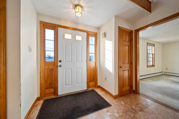 $720,000 | 100 School Street, Salem, NH 03079