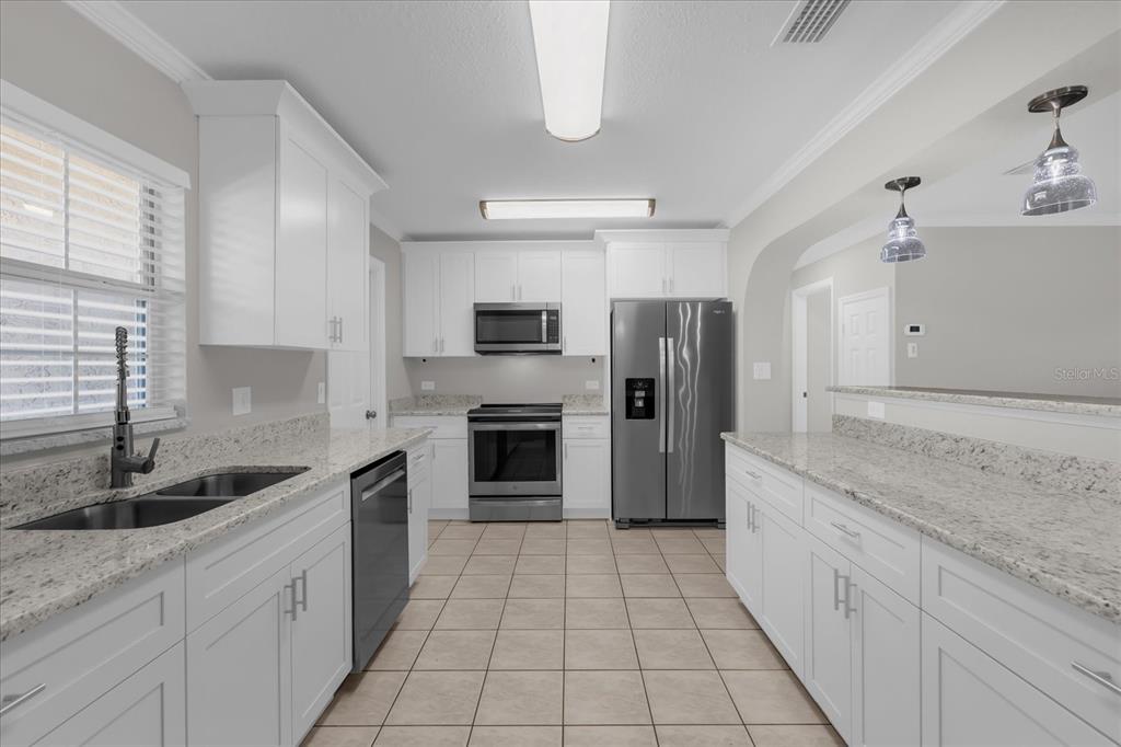 498 Timberwolf Trail Apopka, FL 32712 - Photo 8 of 29