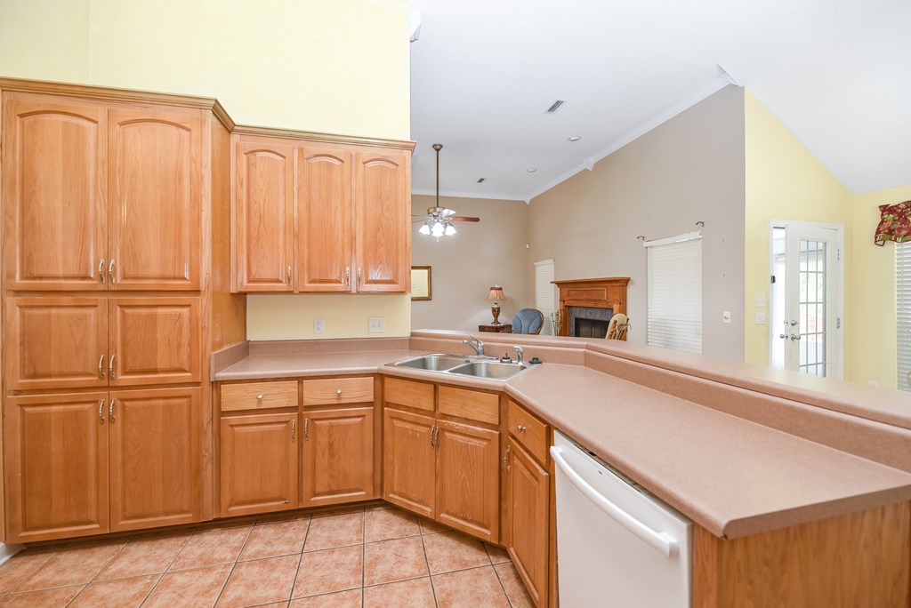 2539 Eddins Road Dothan, AL 36301 - Photo 10 of 33