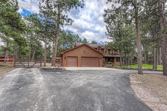 Circular driveway with easy access to the back of the property...