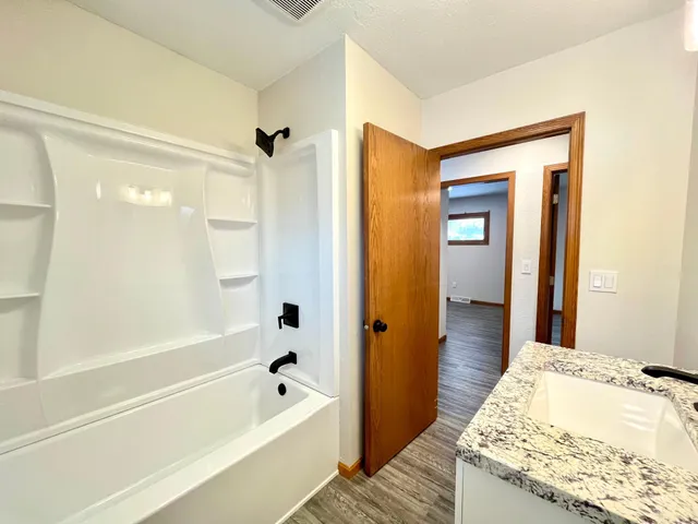 $249,900 | 926 North Aurdal Avenue, Fergus Falls, MN 56537