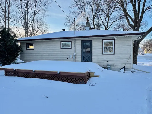 $249,900 | 926 North Aurdal Avenue, Fergus Falls, MN 56537