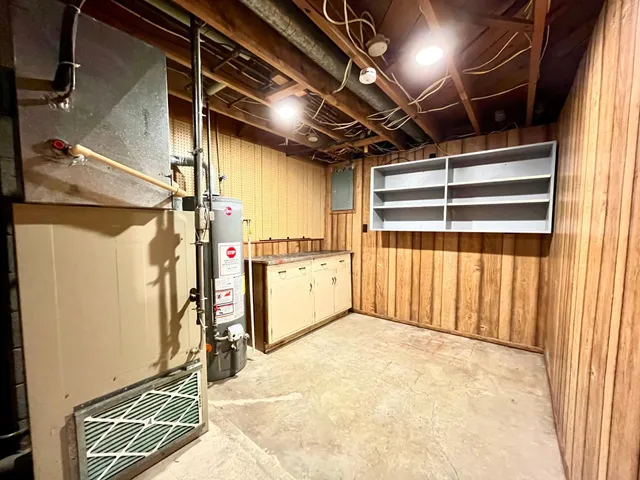 $249,900 | 926 North Aurdal Avenue, Fergus Falls, MN 56537