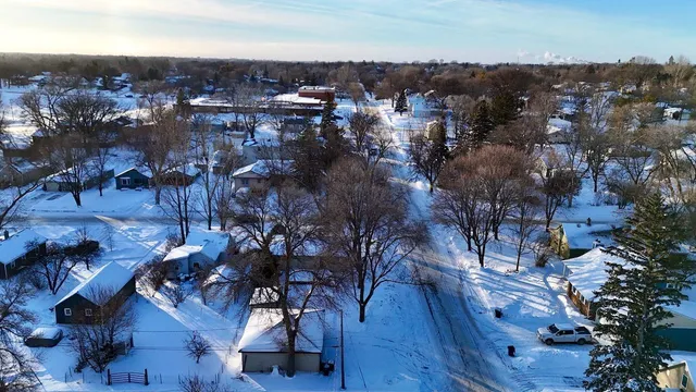 $249,900 | 926 North Aurdal Avenue, Fergus Falls, MN 56537