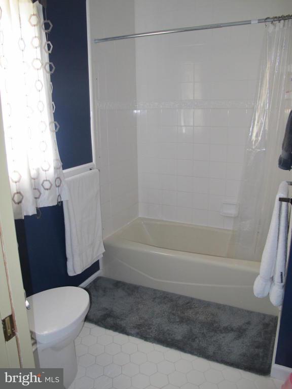 2729 Spring Valley Road Lancaster, PA 17601 - Photo 26 of 32 Gallery Image 26