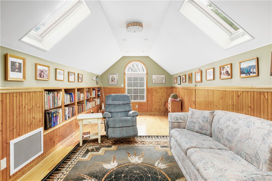 197 Chocolog Road Uxbridge, MA 01569 - Photo 24 of 32 Gallery Image 24