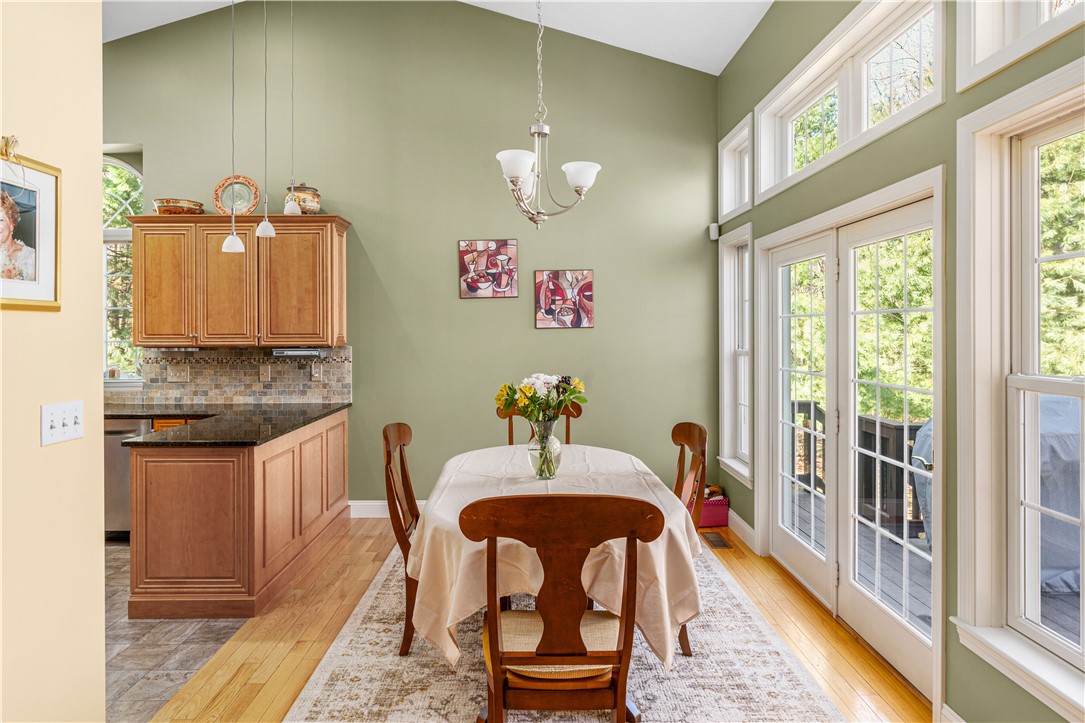 197 Chocolog Road Uxbridge, MA 01569 - Photo 9 of 32 Gallery Image 9