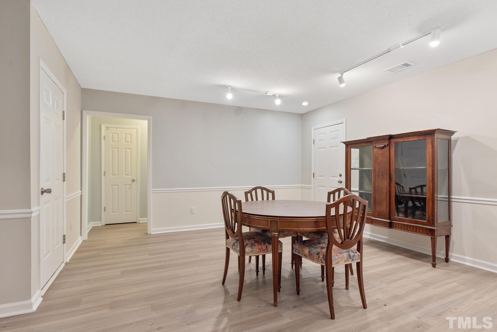 8613 Vanburgh Court Raleigh, NC 27615 - Photo 21 of 23 Gallery Image 21