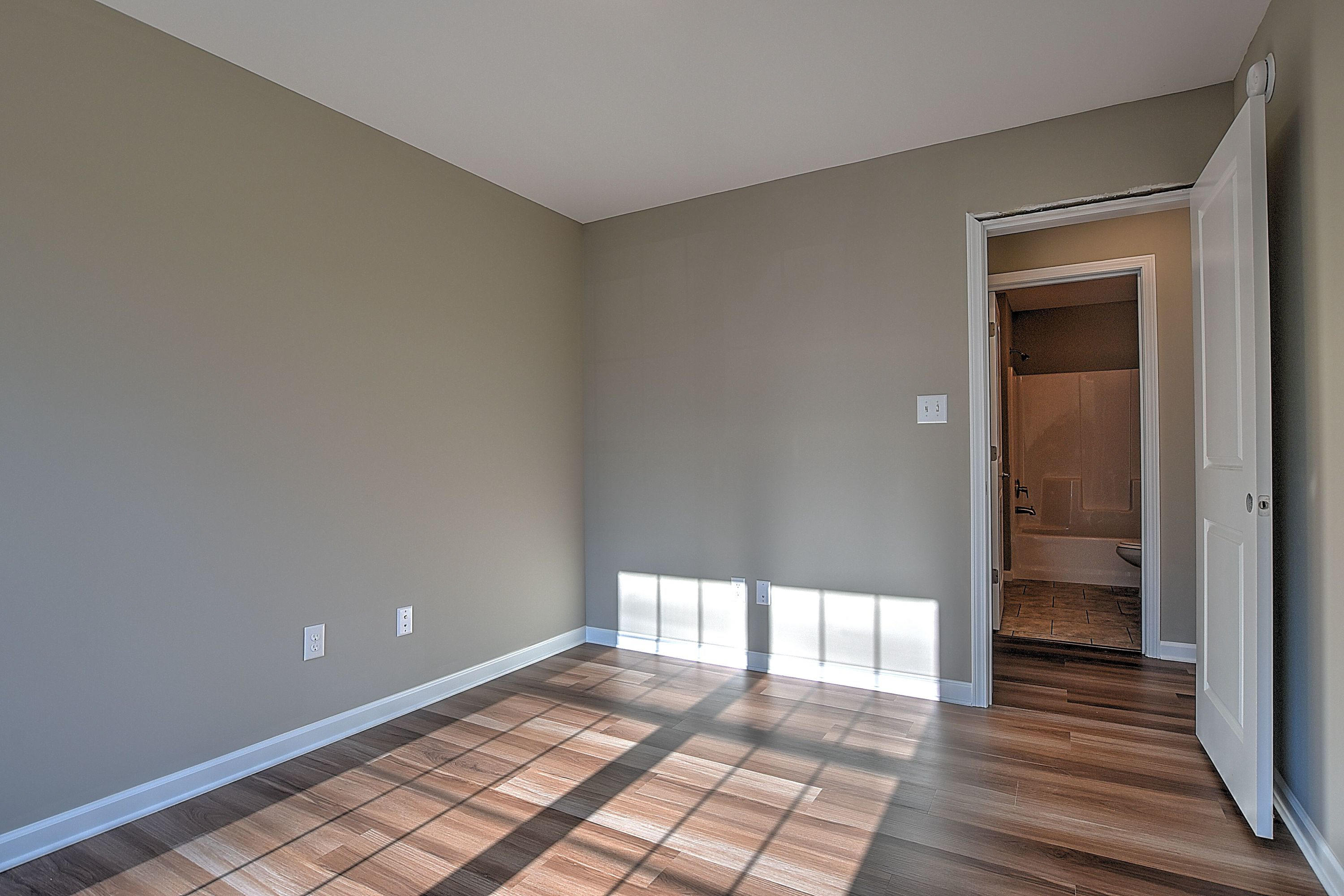150 Carr Lane Fall Branch, TN 37656 - Photo 29 of 33 150 Carr Ln-31