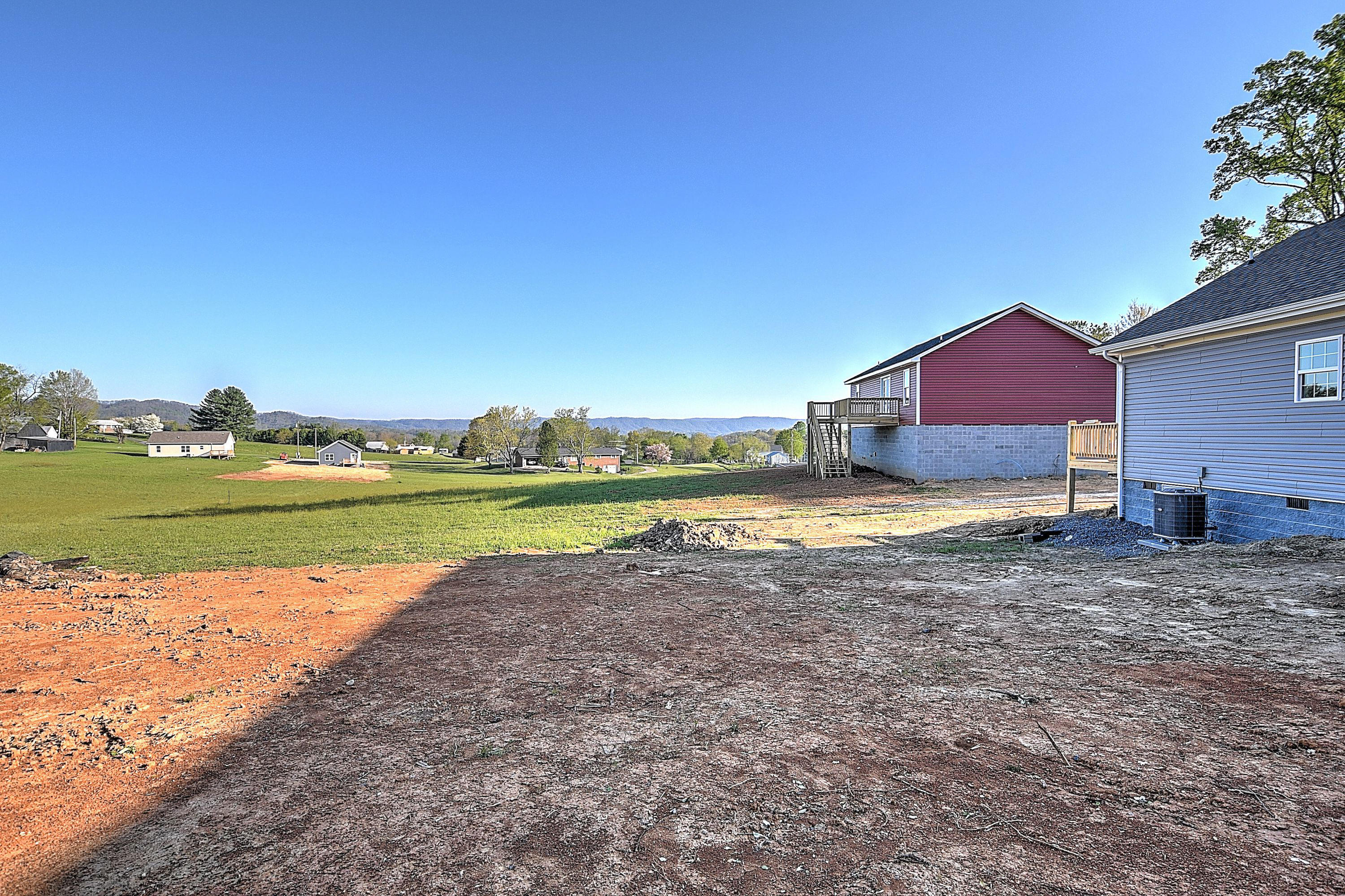 150 Carr Lane Fall Branch, TN 37656 - Photo 30 of 33 150 Carr Ln-32