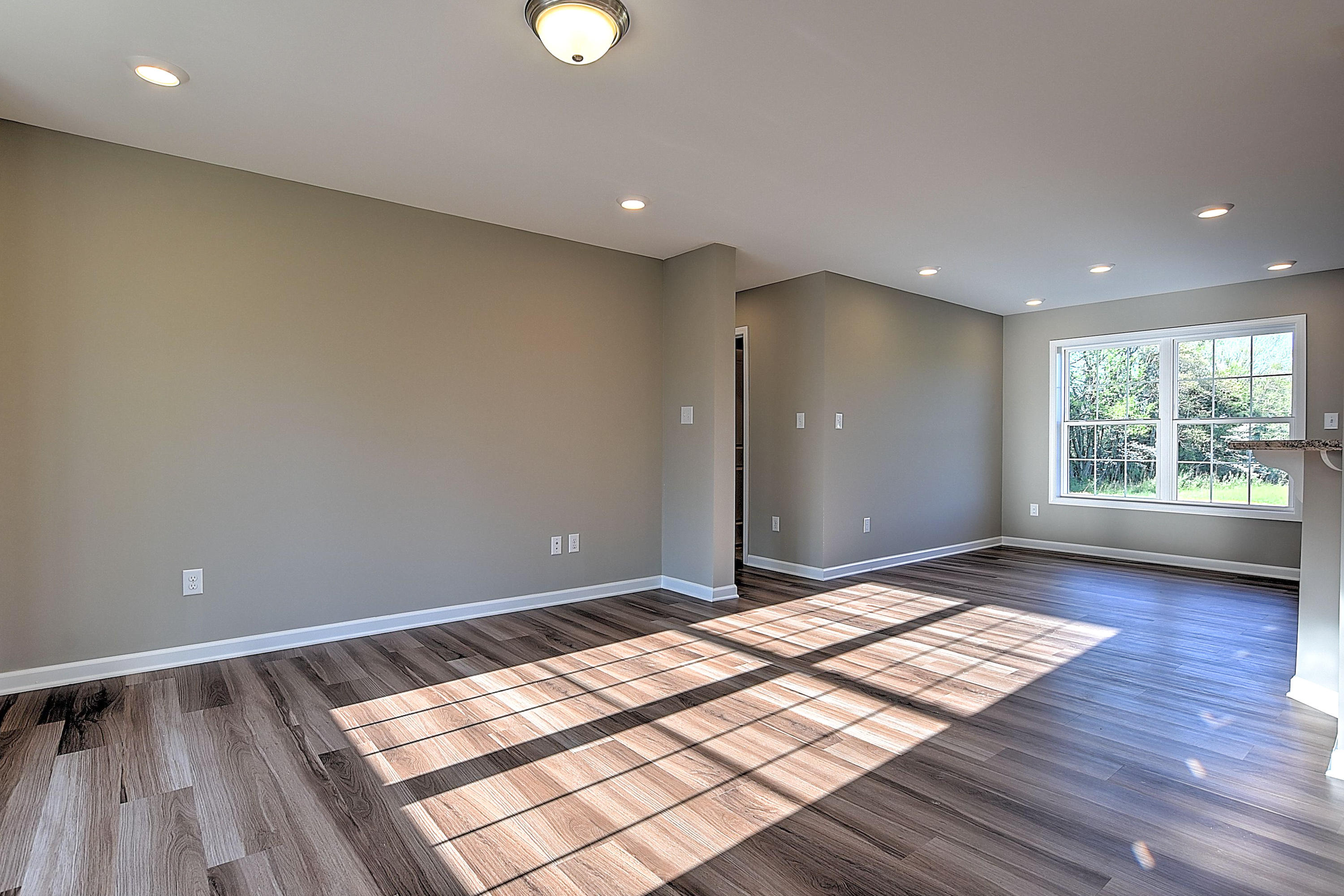 150 Carr Lane Fall Branch, TN 37656 - Photo 3 of 33 150 Carr Ln-5