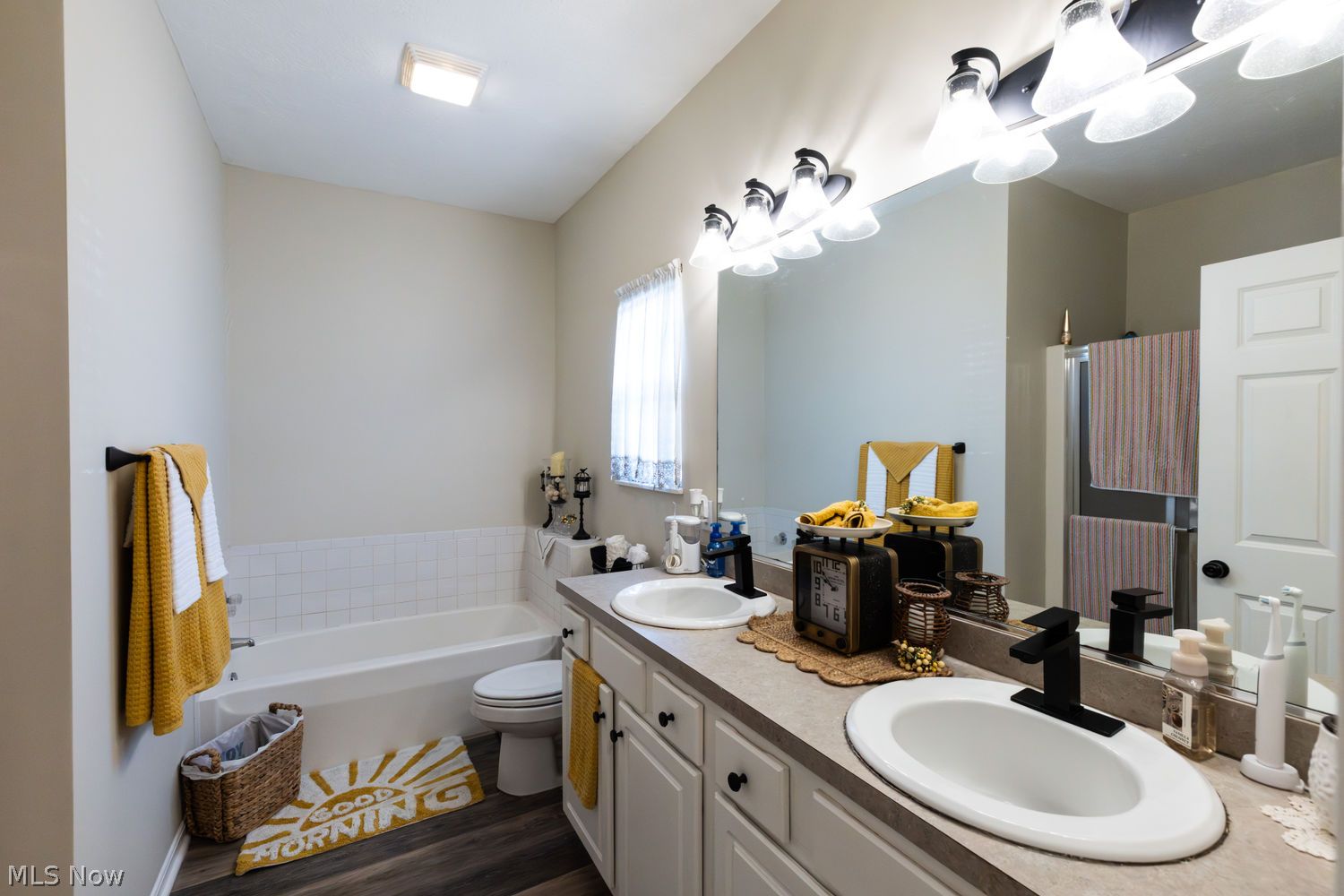Undisclosed Address Canton, OH 44708 - Photo 22 of 26