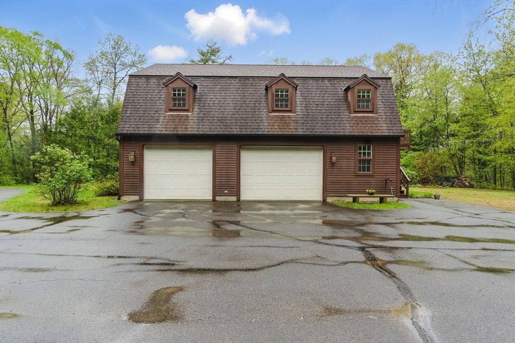 50 Claybrook Road Sunderland, MA 01375 - Photo 3 of 18 a house with a outdoor space