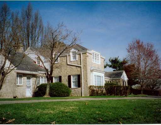 33 Merriman Road Sewickley Heights, PA 15143 - Photo 1 of 8 Exterior Front.