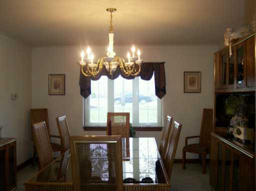 1105 Washington Road Mt. Lebanon, PA 15228 - Photo 3 of 8 Gallery Image 3