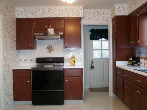 1105 Washington Road Mt. Lebanon, PA 15228 - Photo 4 of 8 Gallery Image 4