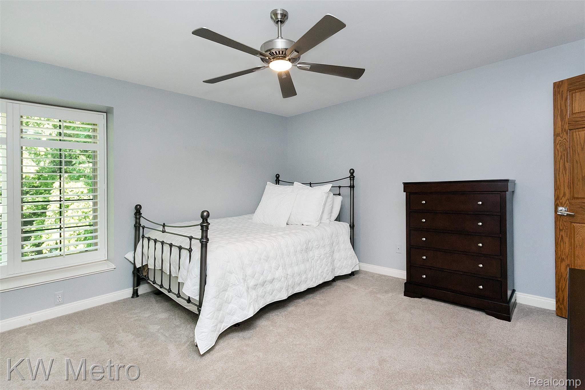 1611 Wakefield Court Rochester, MI 48306 - Photo 27 of 59 Wakefield-26.jpg