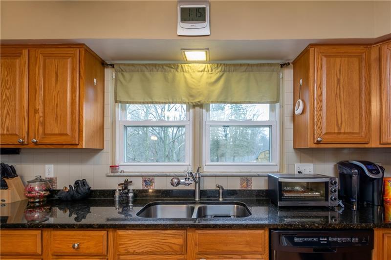 1140 Meridian Road Renfrew, PA 16053 - Photo 13 of 25