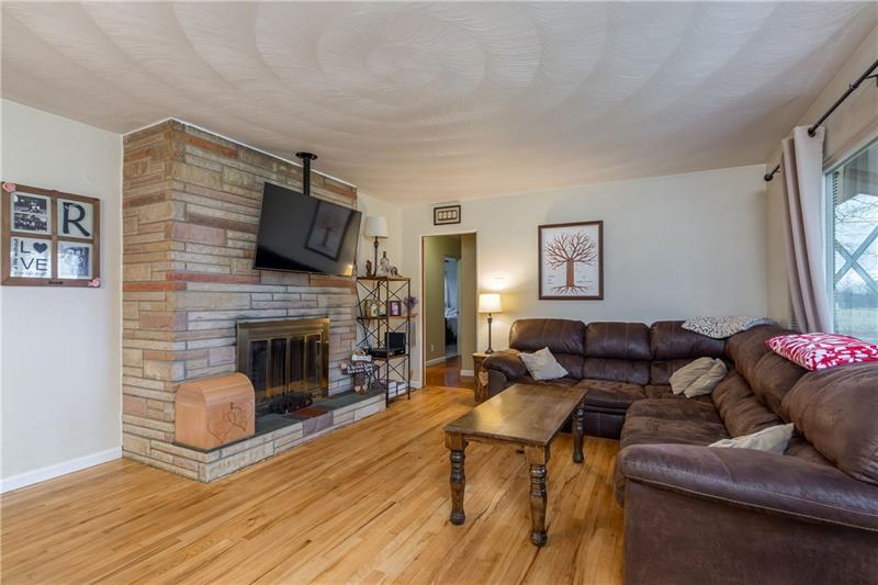 1140 Meridian Road Renfrew, PA 16053 - Photo 8 of 25