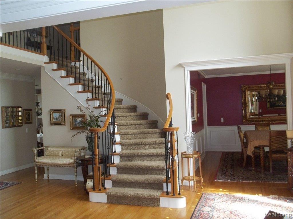1155 Autumnview Drive Rochester, MI 48307 - Photo 2 of 20 100_0305